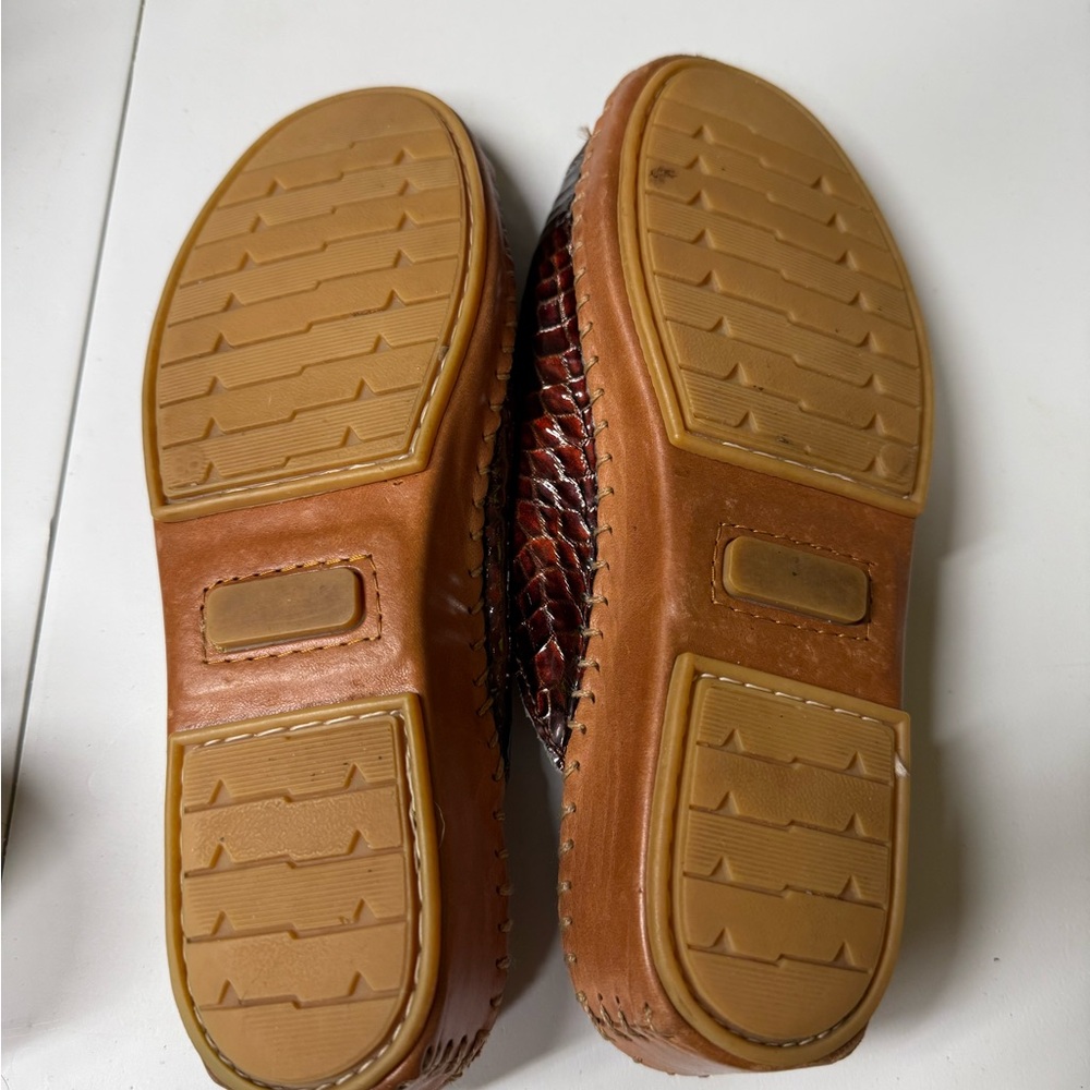 La Plume Brown Leather Sandals - Picture 11 of 12